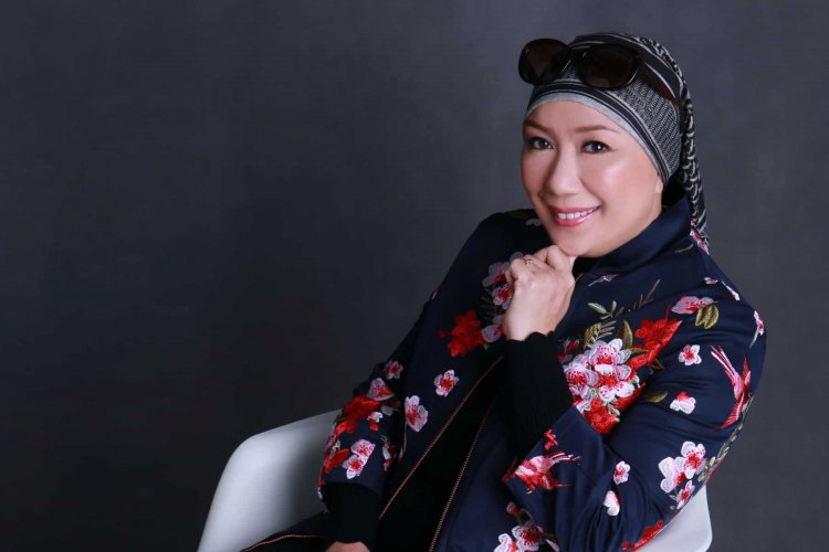 get-to-know-anisa-hassan,-founder-of-date-high-flyers-&-joompa