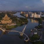 google-doodle-meraikan-ahli-etnografi-kelahiran-sarawak,-benedict-sandin