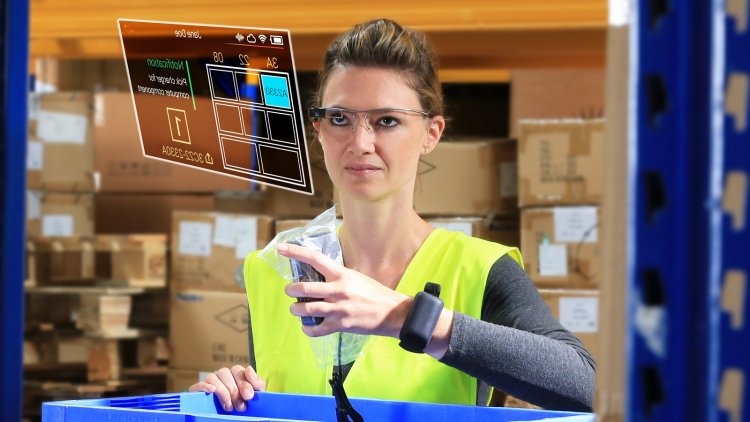 teamviewer-and-sap-join-forces-to-digitalize-warehouse-operations-with-augmented-reality