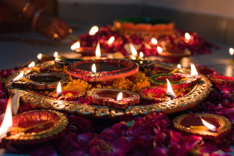 deepavali-gift-ideas-for-family-&-friends