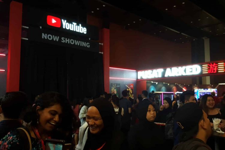 creators-from-generasi-youtube-croon-it-out-at-youtube-festival-2019