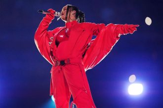 Rihanna’s Fenty Beauty Sales Increase After SuperBowl Performance