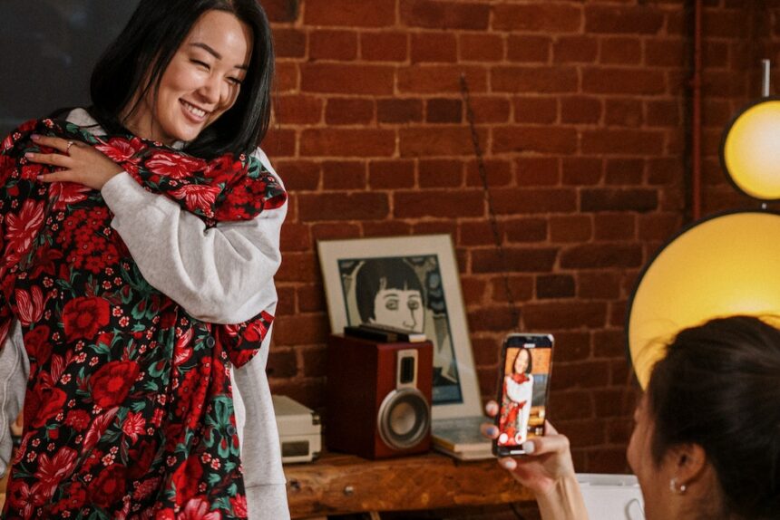 Live-Shopping-Transforming-E-commerce-and-Paving-the-Way-for-Future-Retail