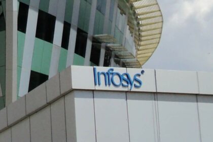 Infosys Sets Precedent with Monumental $2Bn, Five-Year AI Deal