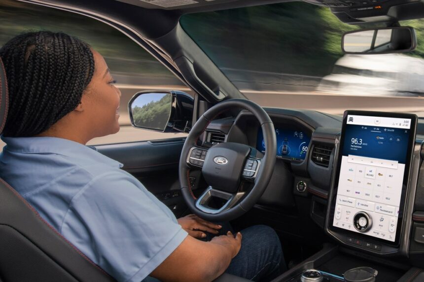 Revolution-in-Auto-Pilot-Driving-Fords-BlueCruise-Makes-UK-Debut