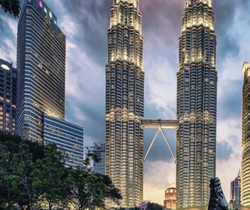 Hong Kong Leader John Lee Explores Business