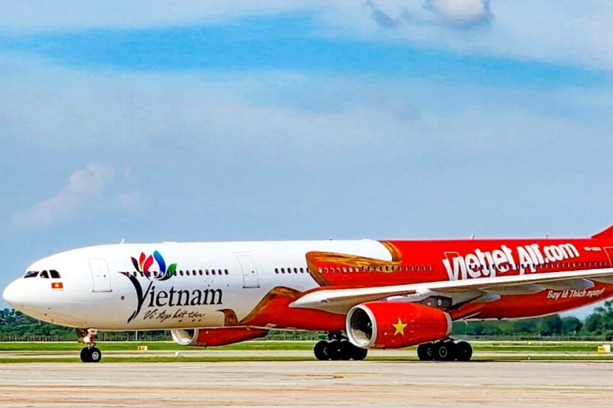 Vietjets-New-Emblematic-Aircraft-to-Promote-Vietnams-Rich-Culture-Tourism-On-a-Global-Scale
