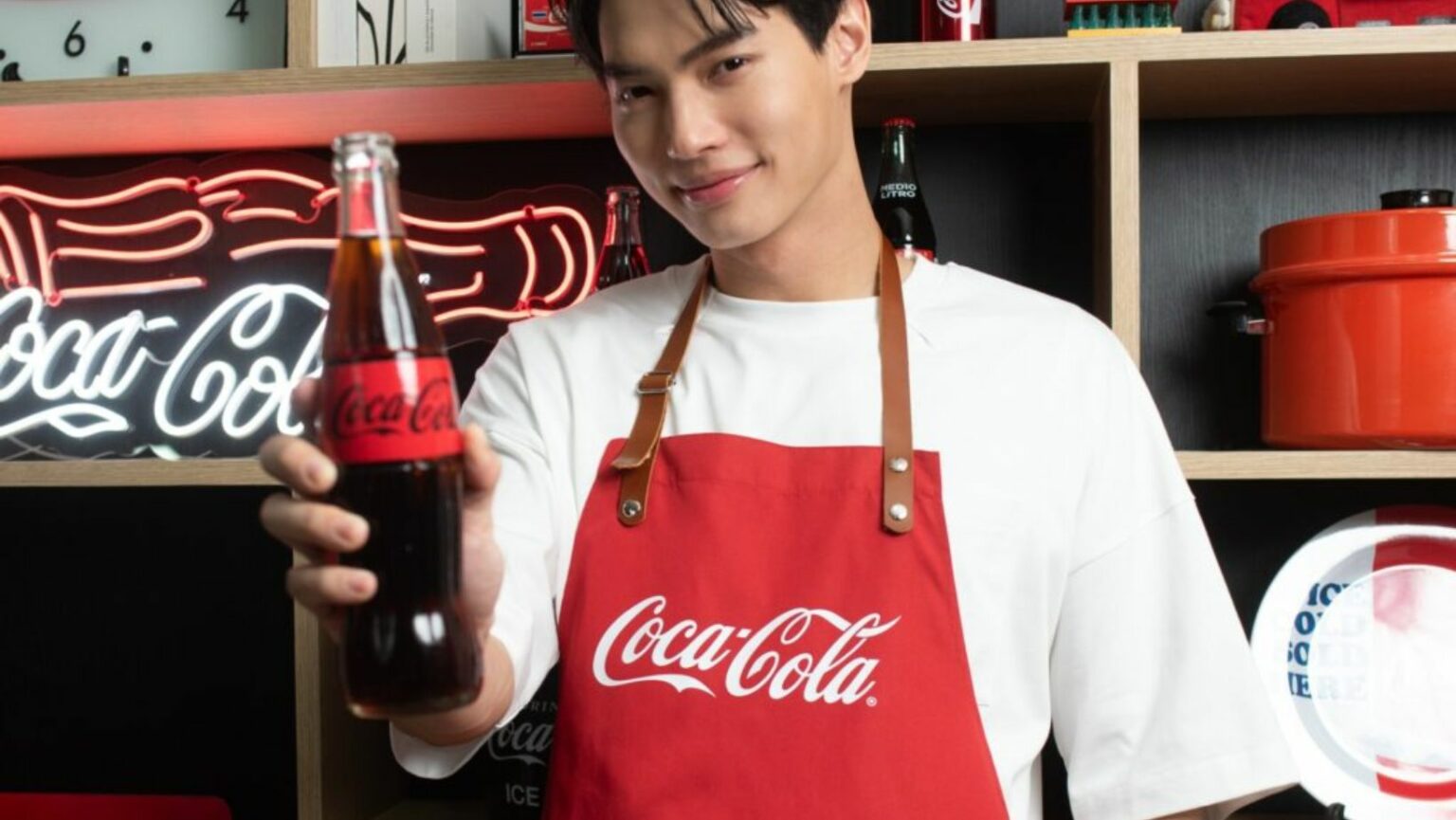 League of Legends Collaboration With Coca-Cola Features New +XP