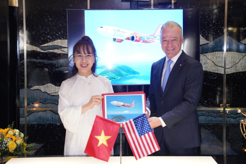 Vietjet Boeing make $25 Billion Deal 