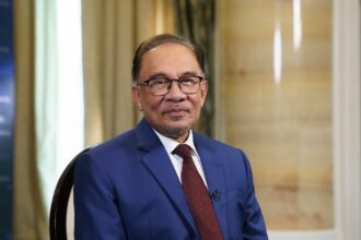 PM-Anwar-Advocates-for-Enhanced-AI-Focus-in-Tertiary-Education