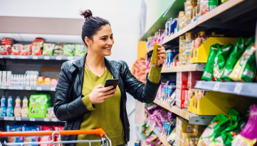 woman grocery shopping