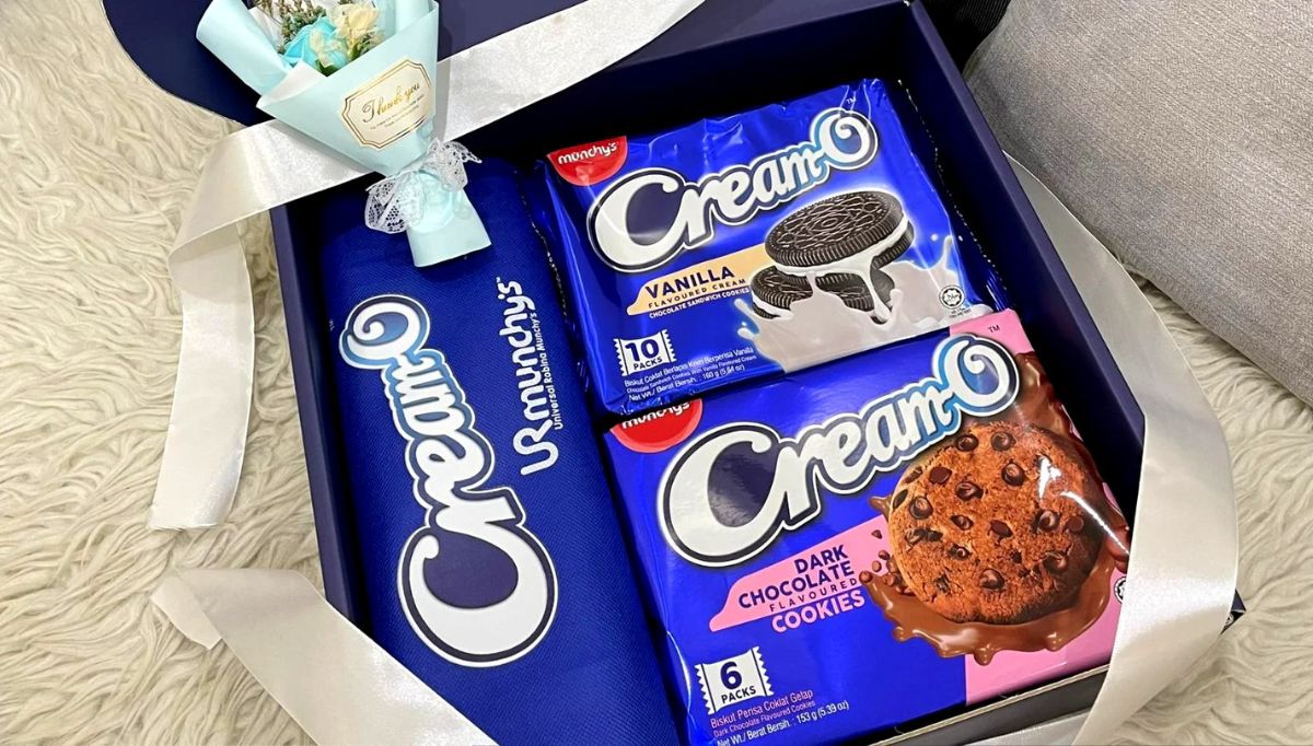 Munchy's Cream-O Spreads Joy With Happiness Boxes This Ramadan