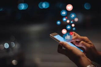 Battle Over App Market Control