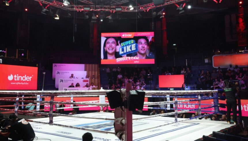 Tinder® brings combat sports lovers together with its first-ever ‘Single’s Cam’ at Rajadamnern Stadium in Thailand