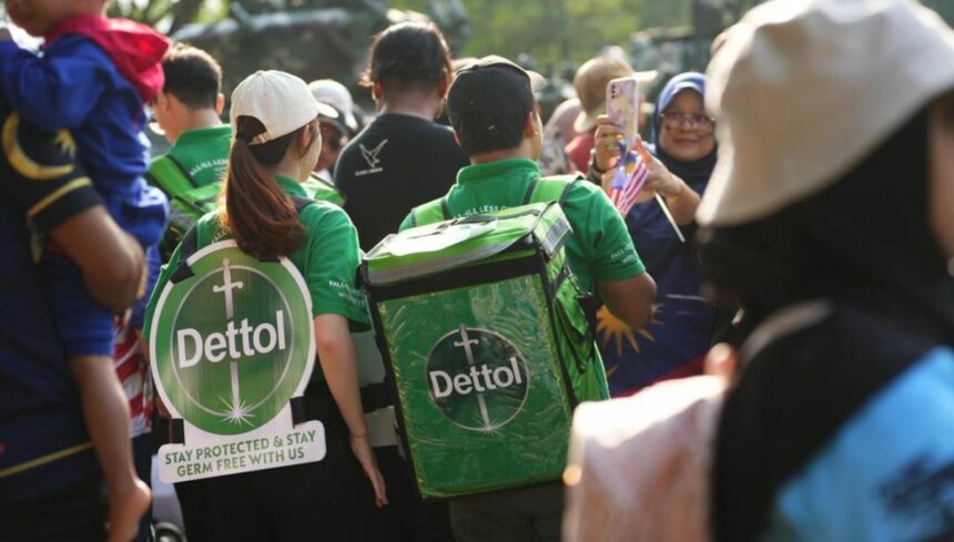 Dettol's ‘Selangkah Lebih, Selangkah Kasih’ Initiative Safeguarding Malaysians During Merdeka Day