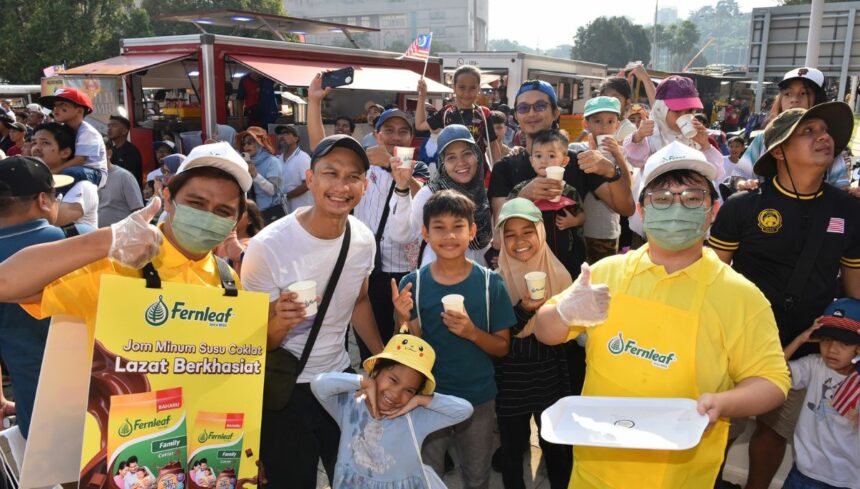 Malaysians Embrace Fernleaf’s New Nutritious Chocolate Milk Powder at National Day Parade
