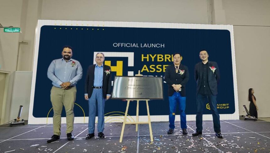 （From left) Vivek Sasheendran, Director of Digital Trustee Berhad; Dato' Seri (Dr.) Mohamed Azahari Bin Mohamed Kamil, Director of Gambit Custody; Datuk Clifford Hii, Group CEO of Gambit Group; Ch